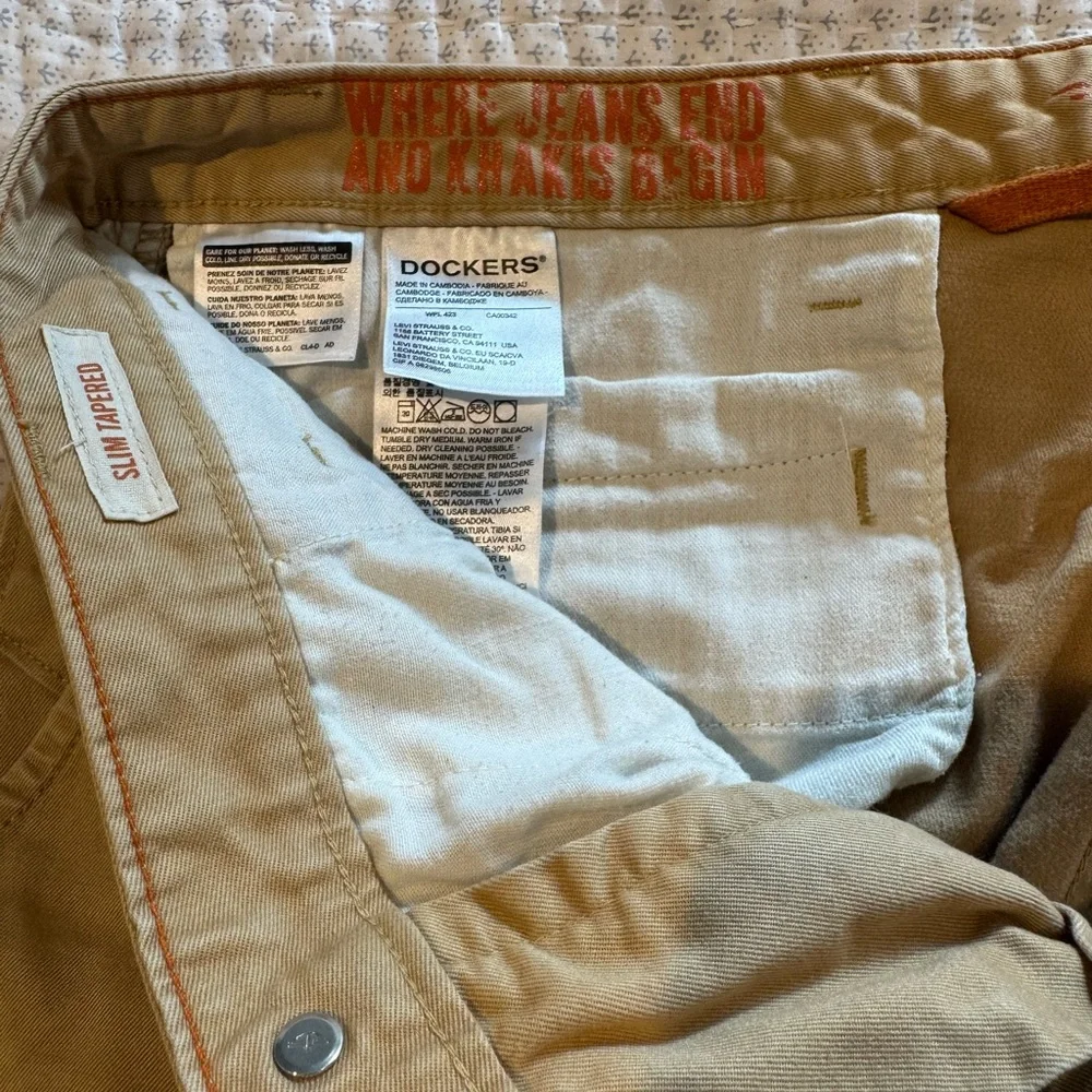 Men's Dockers Khaki Pants 33x30 - Picture 4 of 4
